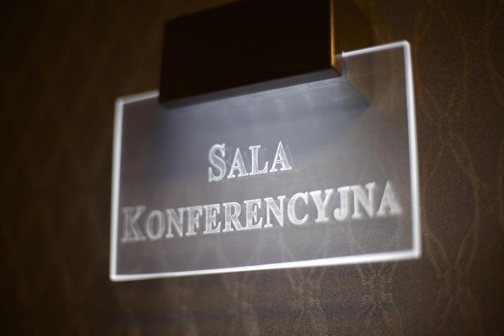 Hotel Maxima Wolanów Exterior foto